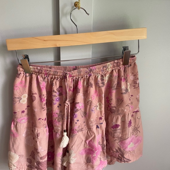 Spell Shorts and Top - Picture 5 of 7